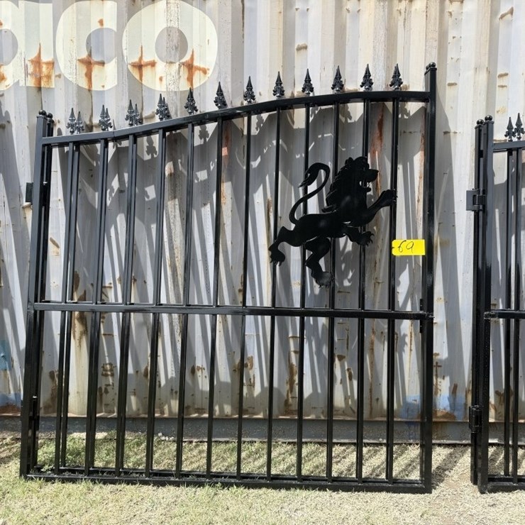 14FT IRON GATE