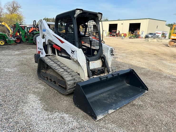2019-bobcat-t595-image-6