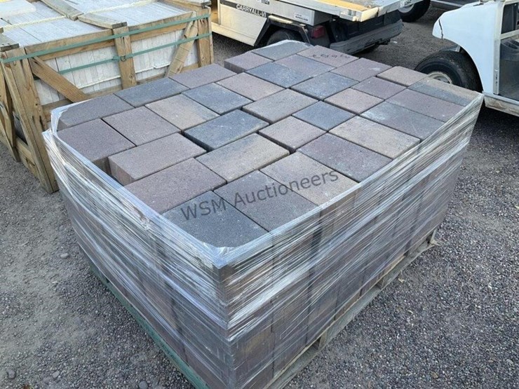 pallet-of-stone-pavers-image-3