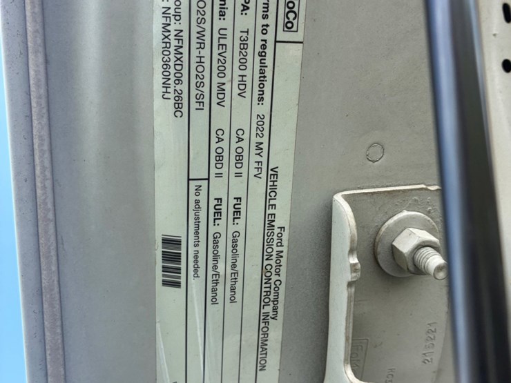 2022-ford-f250-xl-image-7