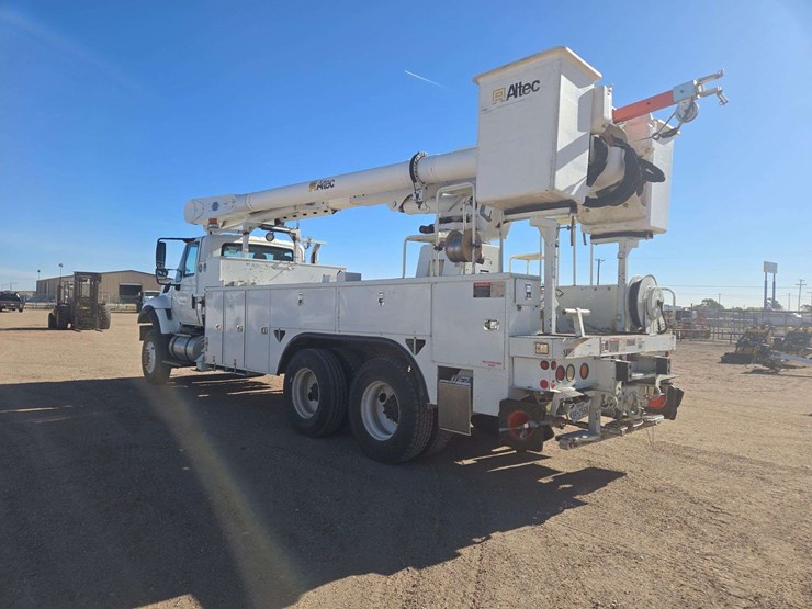 2011-international-workstar-7400-image-6