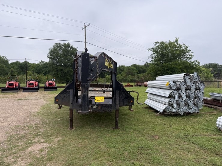 2014-big-tex-22gn-hd-image-2