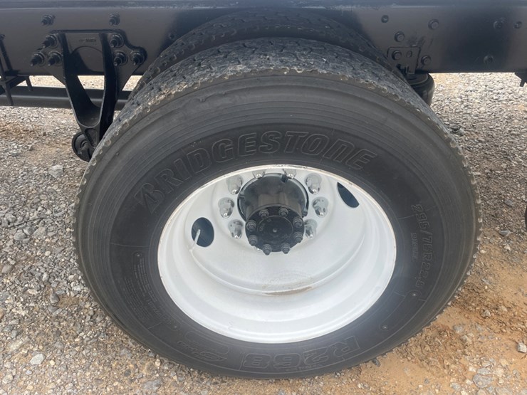 2020-international-mv607-image-9