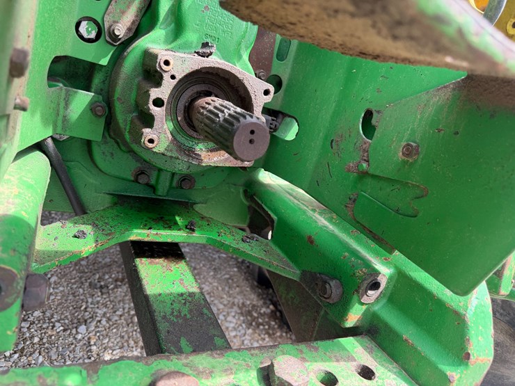 2007-john-deere-8230-image-19