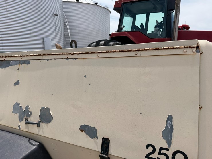 #46876-•-ingersoll-rand-mobile-air-compressor-image-26