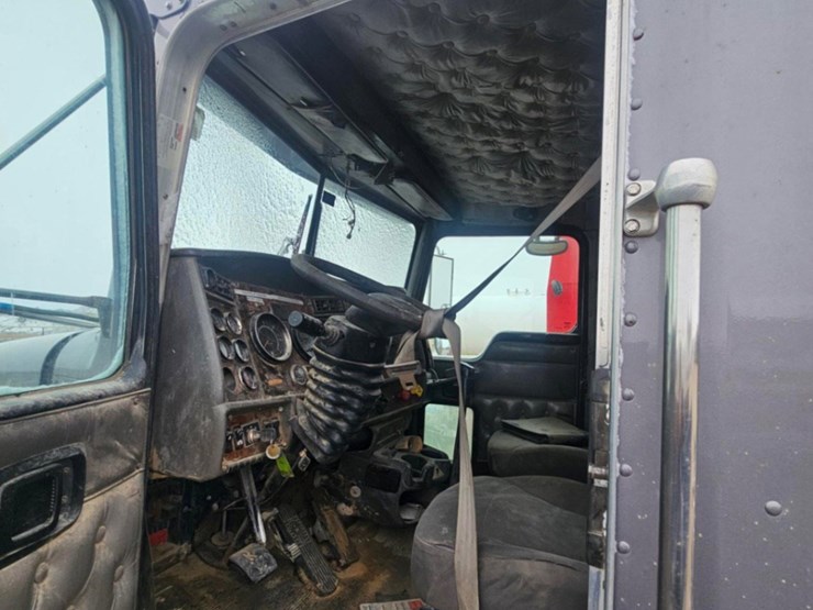 2006-kenworth-t800-image-5