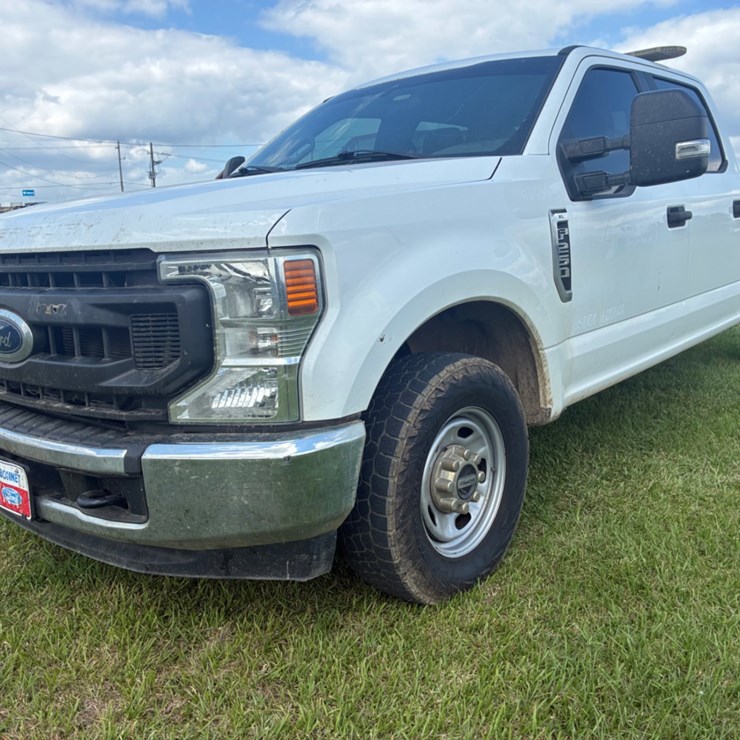 2022 FORD F250 XL