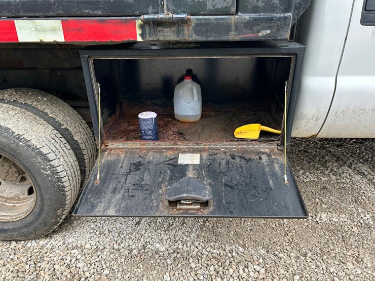 2008-ford-f350-image-16