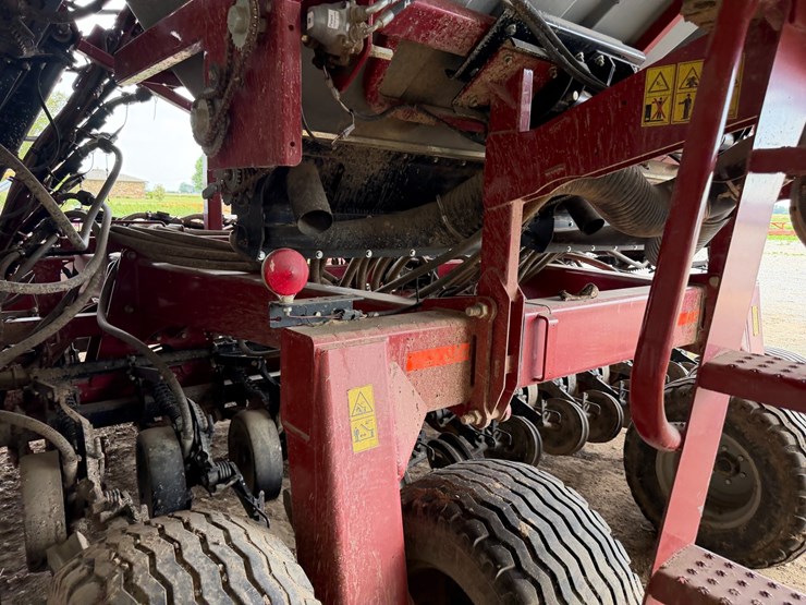 2014-case-ih-36-image-33