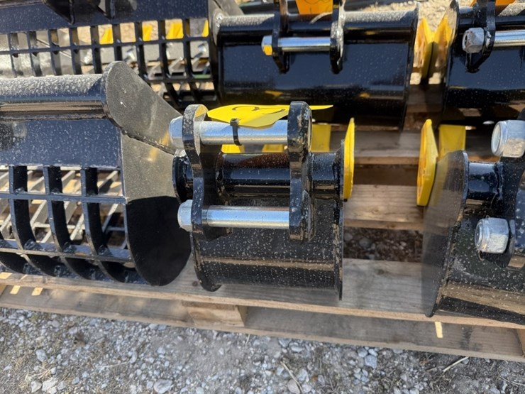 8in-mini-ex-bucket-image-2