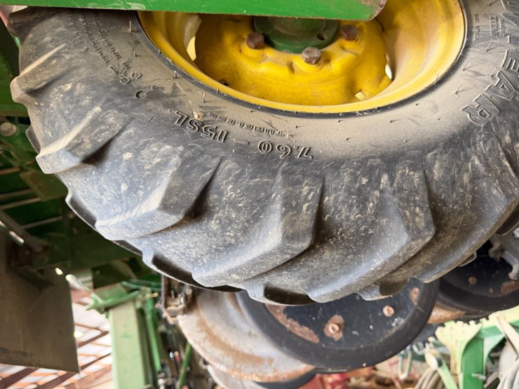 john-deere-1720-image-9