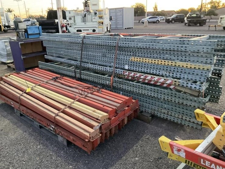 pallet-racking-uprights-&-arms-image-2