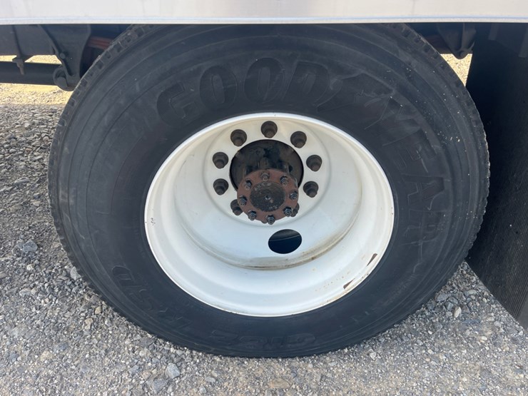 2019-international-mv607-image-9