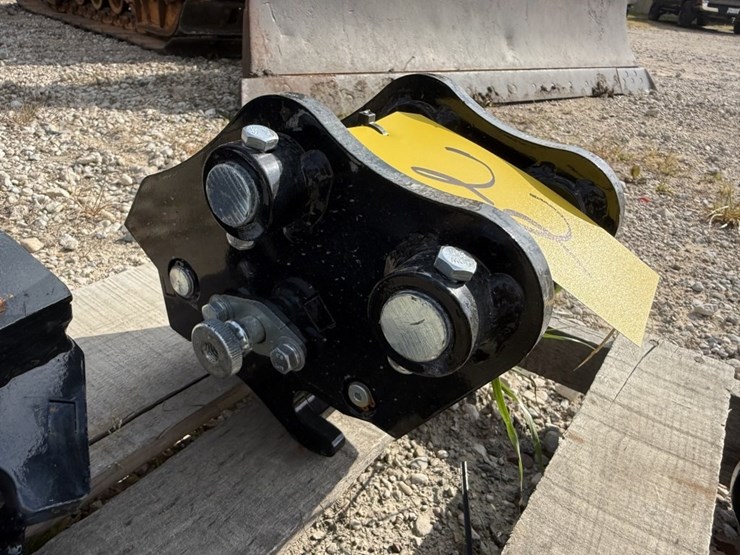 mini-ex-quick-coupler-image-2