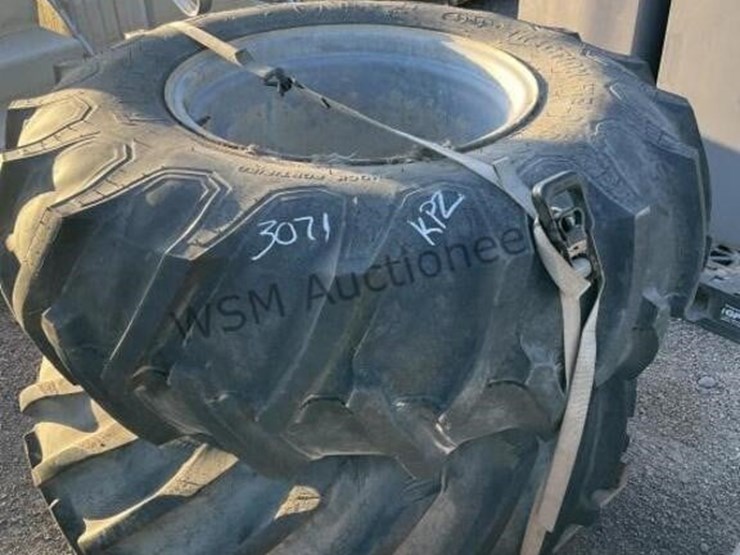 (2)-tractor-tires-w/-wheels-image-1