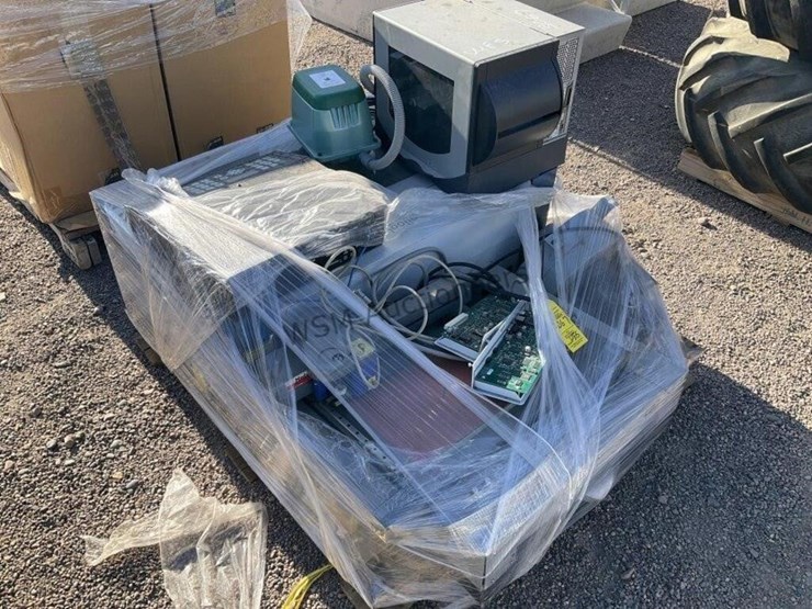 pallet-w/-engraving-machine-image-1