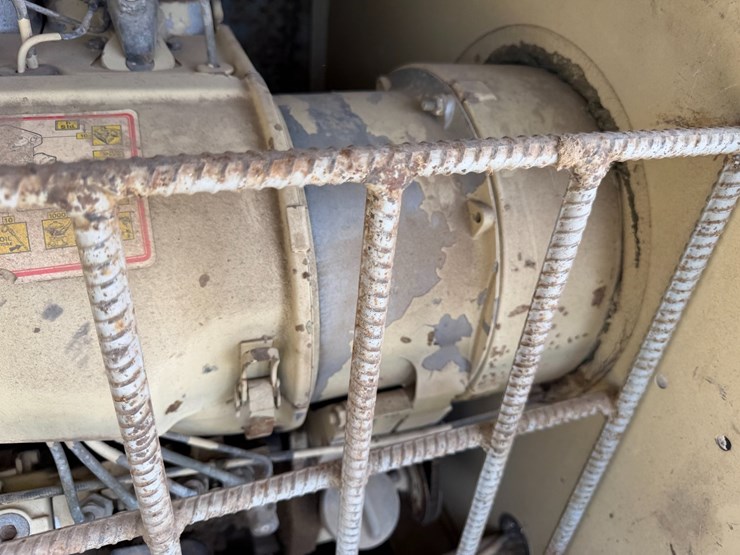 #46876-•-ingersoll-rand-mobile-air-compressor-image-45