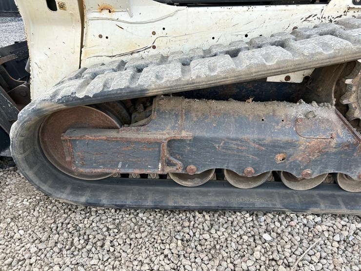 2019-bobcat-t595-image-18