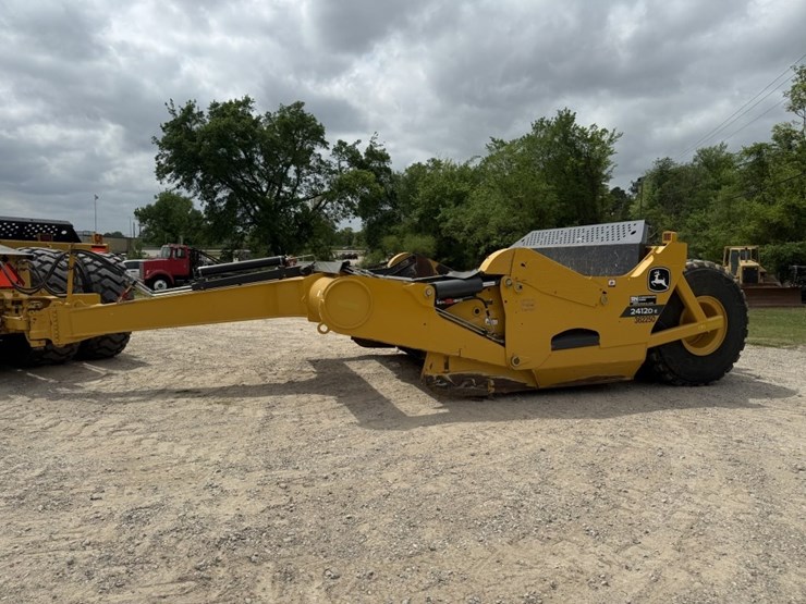 2020-john-deere-9570r-image-32