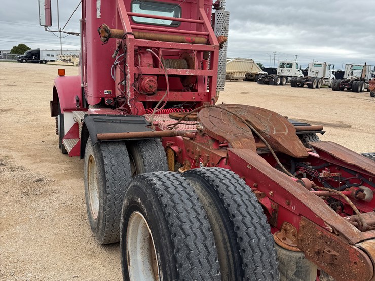 2000-kenworth-t800-image-3