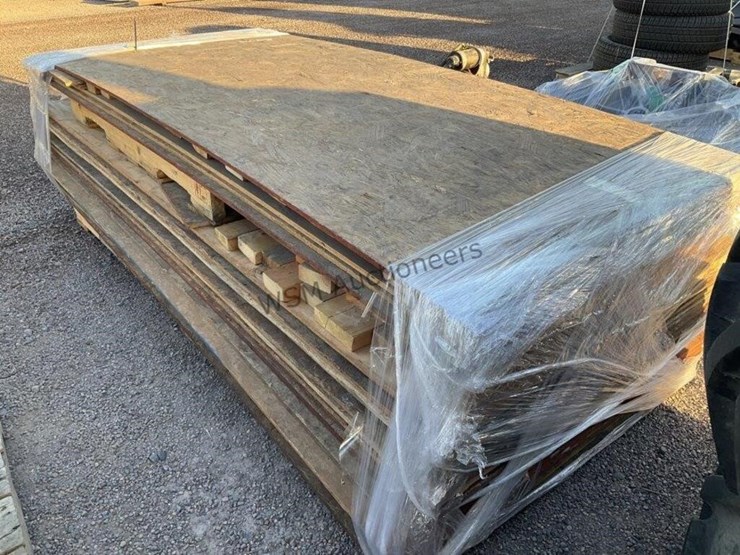 pallet-of-42in-x-8ft-osb-image-3