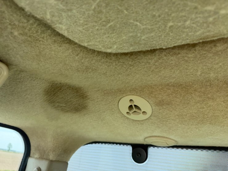 2013-john-deere-8335r-image-69