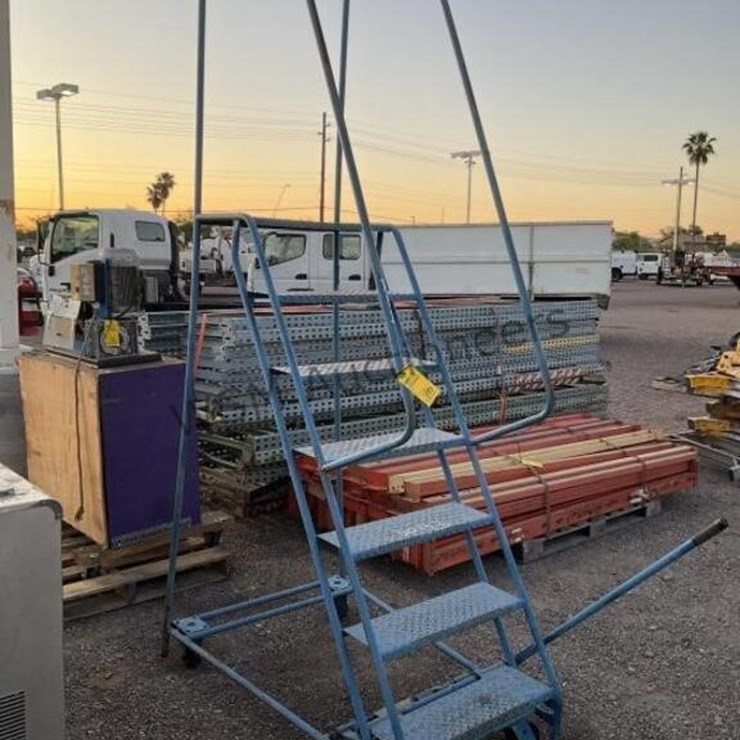 STEEL ROLLING STAIRS