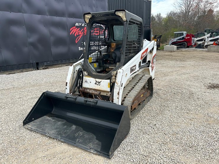2021-bobcat-t450-image-8