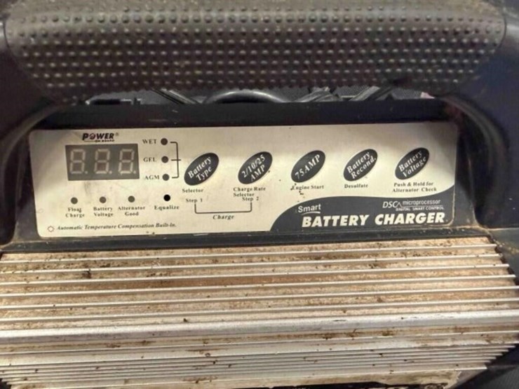 smart-battery-charger-image-3