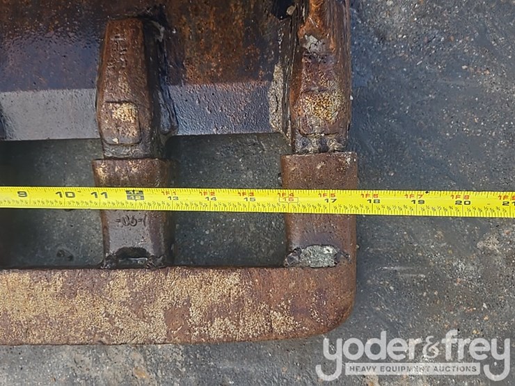 2016-caterpillar-305e2-cr-image-27