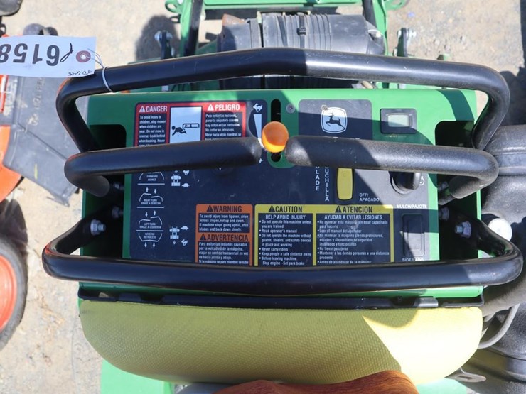 2020-deere-648-image-17