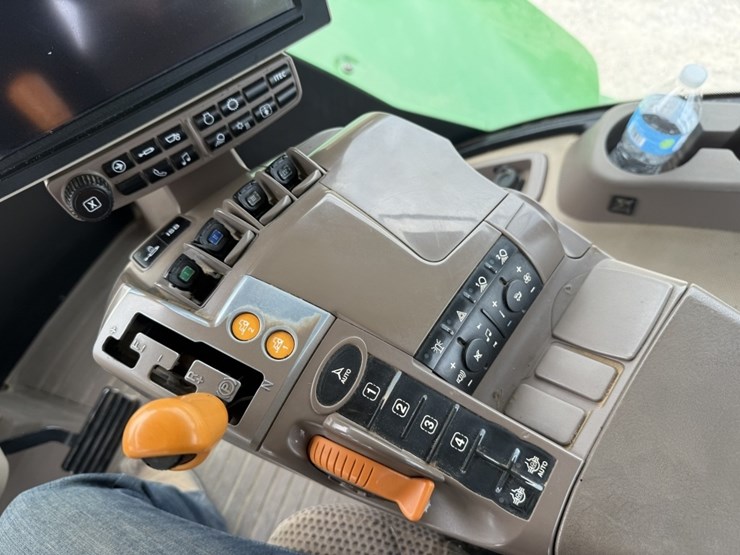 2020-john-deere-9570r-image-19