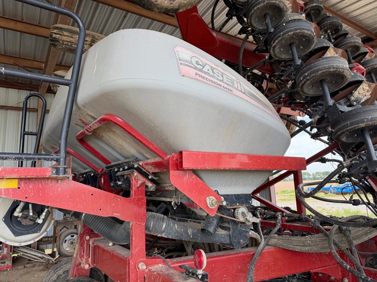 2014-case-ih-36-image-24