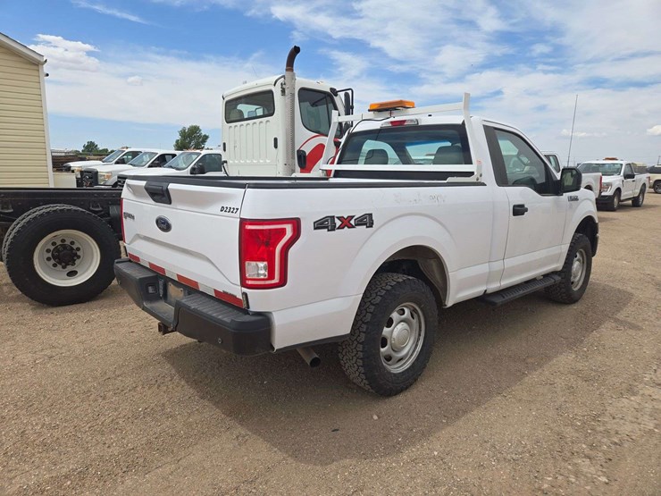 2016-ford-f150-xl-image-3