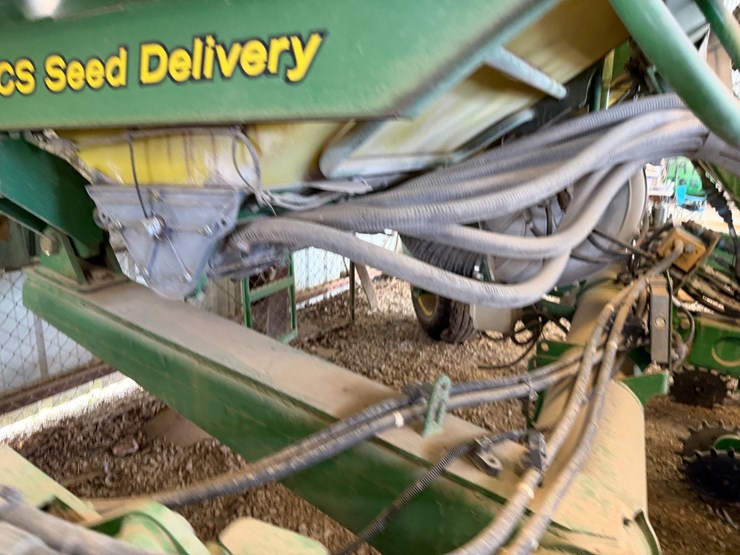 john-deere-1720-image-100