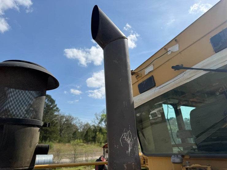 caterpillar-12h-image-78