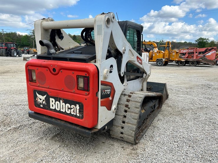 2023-bobcat-t770-image-4