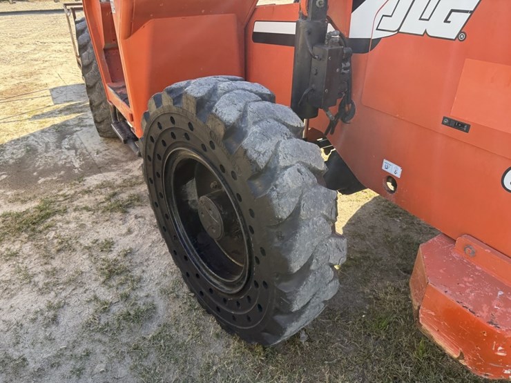 2005-sky-trak-6042-image-8