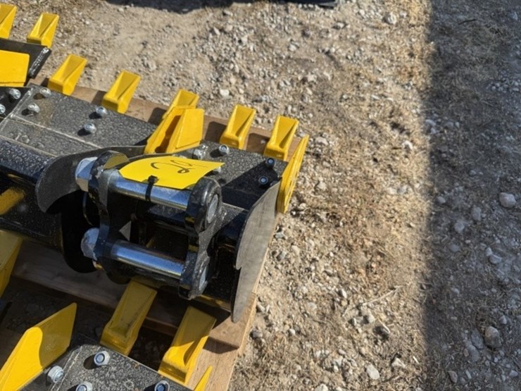 8in-mini-ex-bucket-image-2