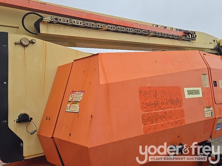 2016-jlg-800aj-image-26