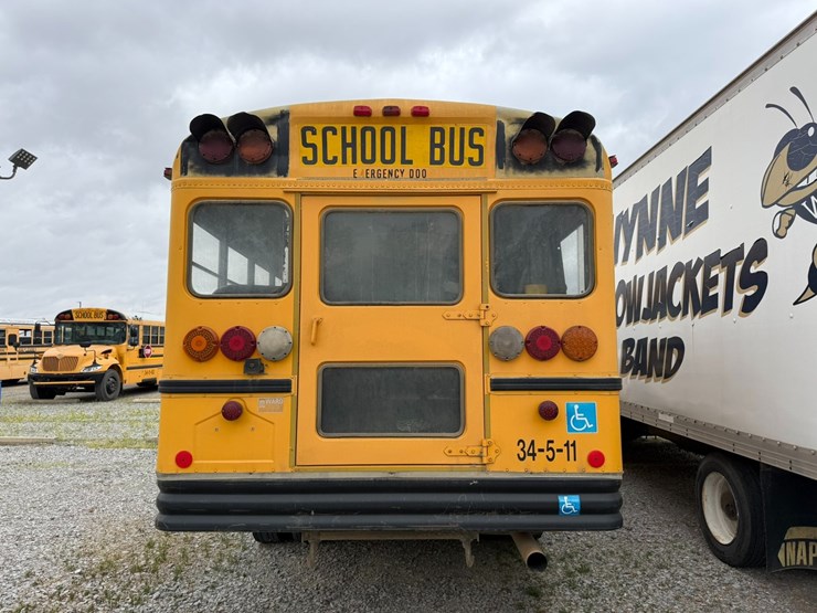 2000-international-3800-image-14