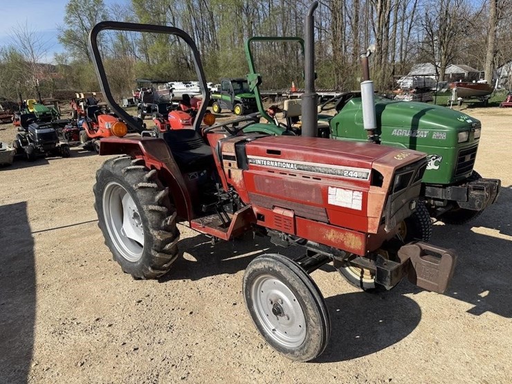 international-244-image-3