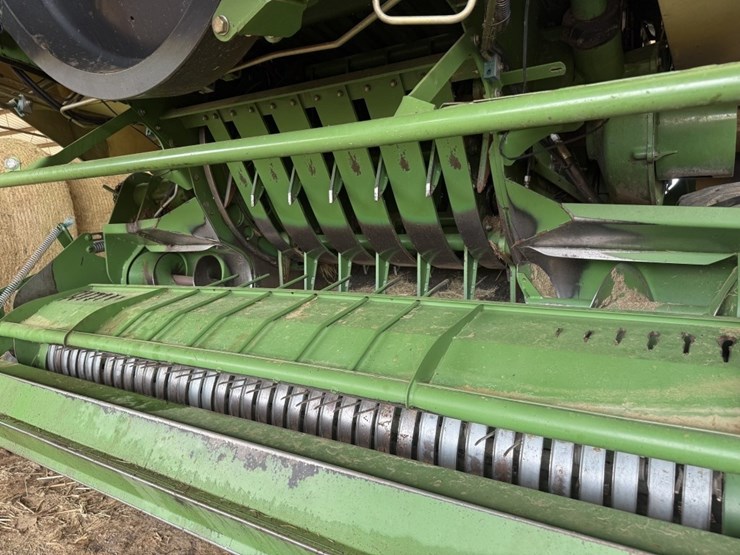 krone-big-pack-1290-2013-image-9