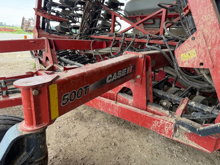 2014-case-ih-36-image-48