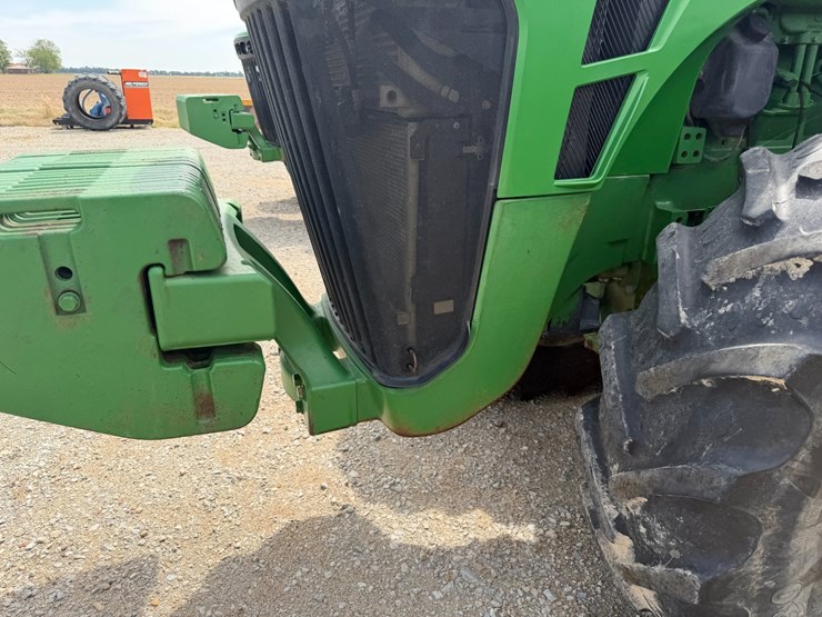 2007-john-deere-8230-image-32