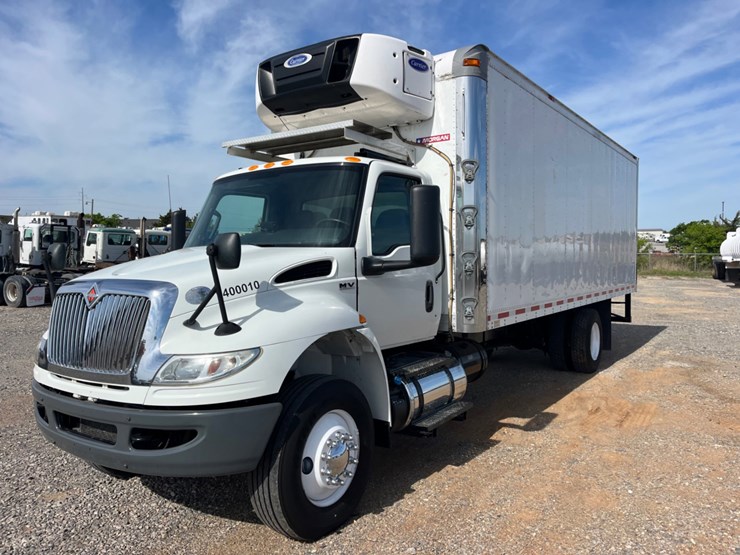 2020-international-mv607-image-1