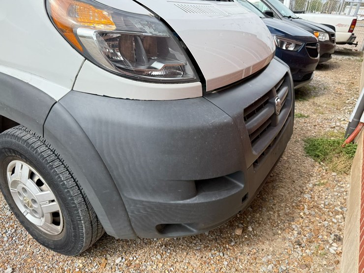 2014-ram-promaster-2500-image-29