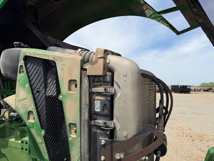 2004-john-deere-8230-image-48