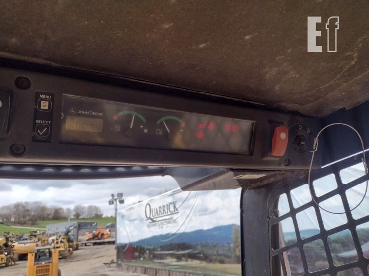 deere-328-image-8