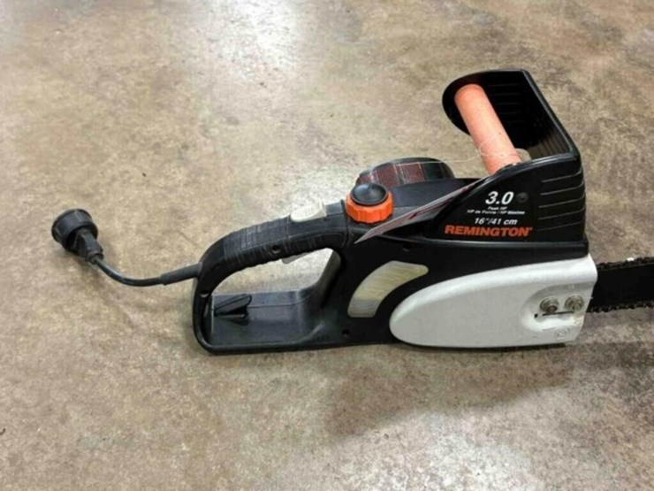 remington-electric-107624-02-chainsaw-image-2